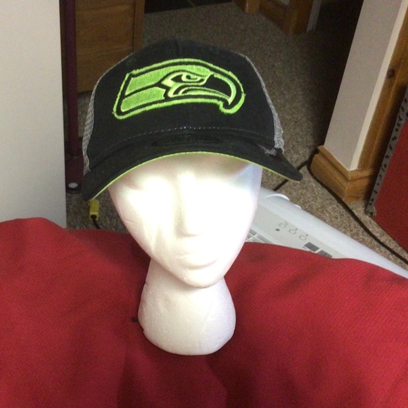 NFL SEATTLE Seahawks SnapBack cap - Picture 1 of 1